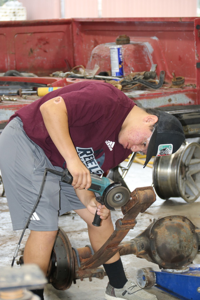 Student working in auto class